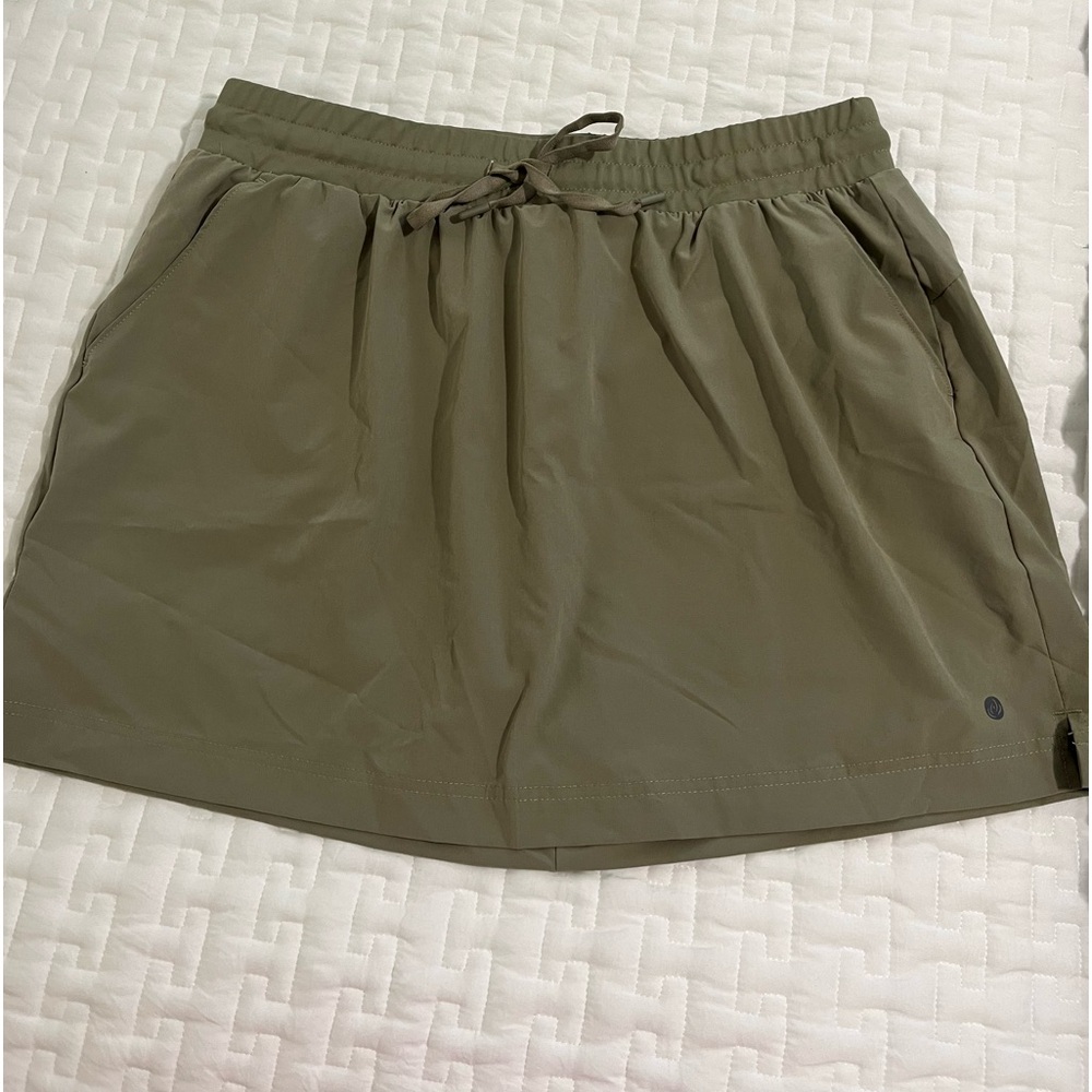 Apana skort